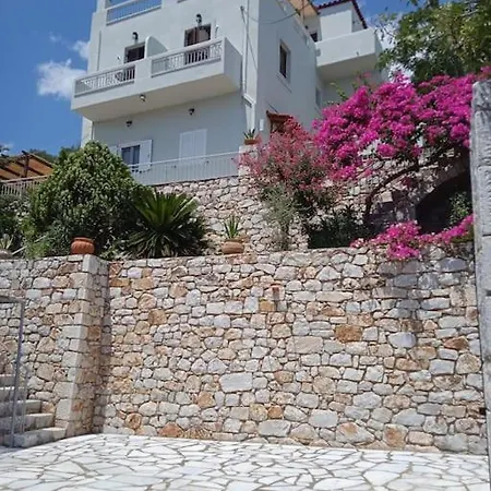 Kamares View Apartament *