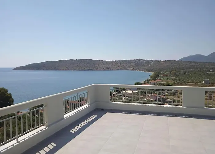 Апартаменты Kamares View Ageranos