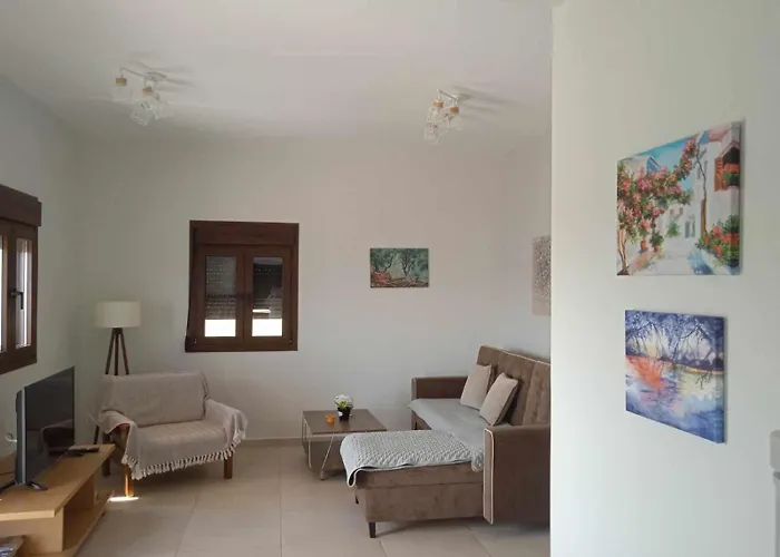 Апартаменты Kamares View